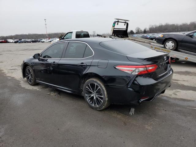 4T1B11HK5JU608281 - 2018 TOYOTA CAMRY L BLACK photo 2