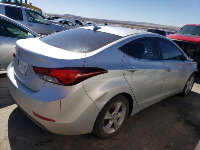 5NPDH4AE1GH782611 - 2016 HYUNDAI ELANTRA SE SILVER photo 3