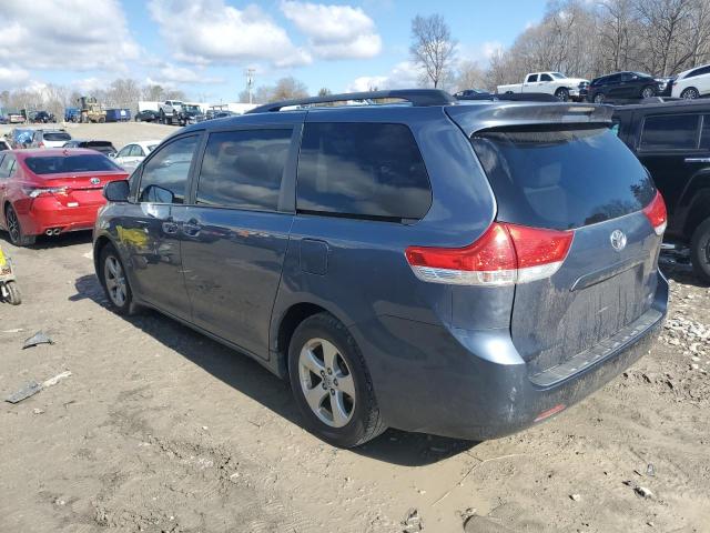 5TDKK3DC0ES496723 - 2014 TOYOTA SIENNA LE BLUE photo 2