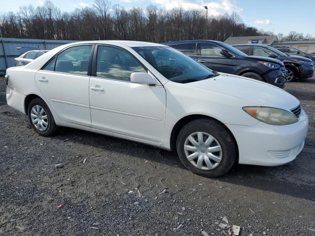 4T1BE30K46U728964 - 2006 TOYOTA CAMRY LE WHITE photo 4