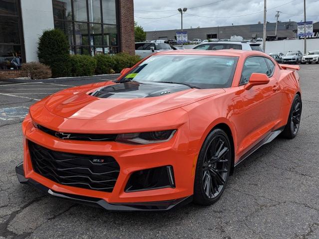 1G1FJ1R64K0118617 - 2019 CHEVROLET CAMARO ZL1 ORANGE photo 2