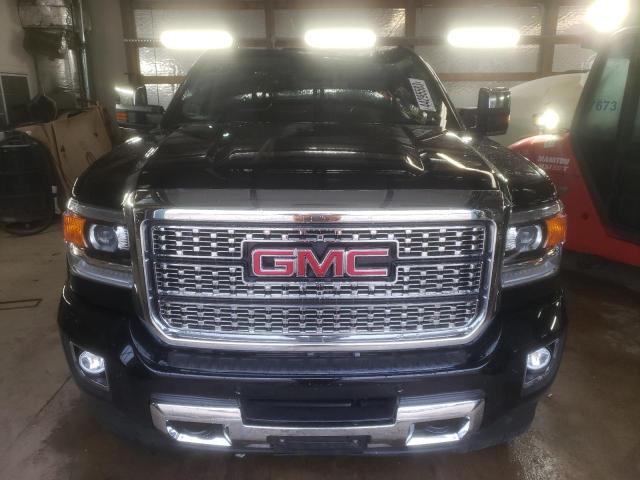 1GT12UEG6JF126678 - 2018 GMC SIERRA K2500 DENALI BLACK photo 5