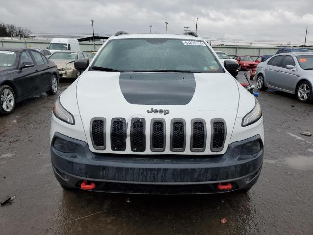 1C4PJMBS1GW132662 - 2016 JEEP CHEROKEE TRAILHAWK WHITE photo 5