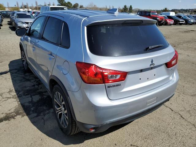 JA4AP3AU0HZ017109 - 2017 MITSUBISHI OUTLANDER ES SILVER photo 2