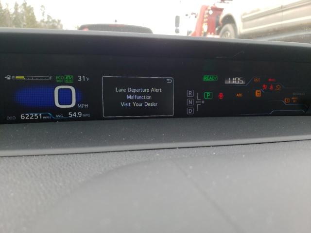 JTDKARFP5H3008622 - 2017 TOYOTA PRIUS PRIM Weiß Foto 9