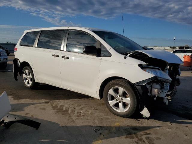 5TDKA3DC7BS002629 - 2011 TOYOTA SIENNA BASE WHITE photo 4