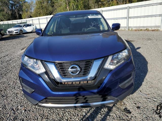 JN8AT2MT4HW140657 - 2017 NISSAN ROGUE S BLUE photo 5