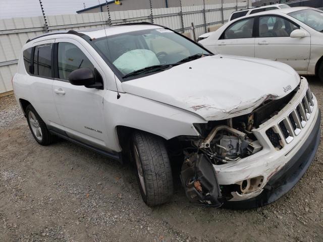 1J4NT5FB0BD153843 - 2011 JEEP COMPASS LIMITED WHITE photo 4