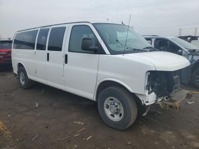 1GAZG1FG4B1112089 - 2011 CHEVROLET EXPRESS G3 LT WHITE photo 4