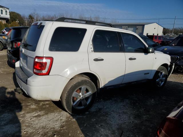 1FMCU03138KC67800 - 2008 FORD ESCAPE XLT WHITE photo 3