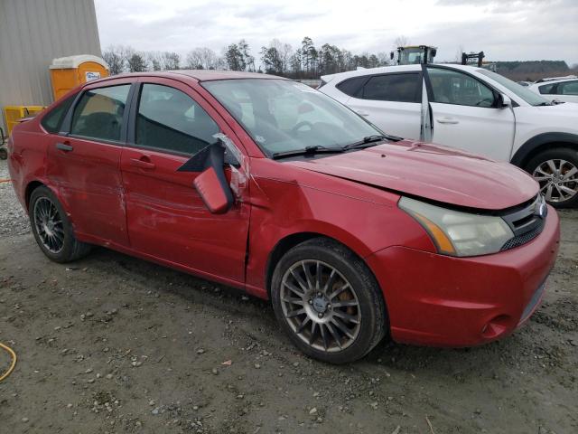 1FAHP3GN1AW228157 - 2010 FORD FOCUS SES RED photo 4