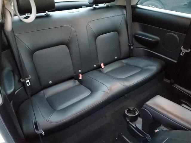 3VWPW3AG5AM014773 - 2010 VOLKSWAGEN NEW BEETLE Weiß Foto 10