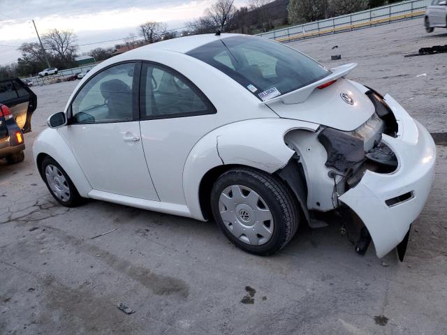 3VWPW3AG5AM014773 - 2010 VOLKSWAGEN NEW BEETLE WHITE photo 2