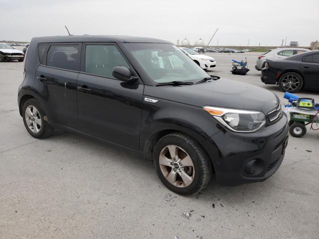 KNDJN2A23J7573193 - 2018 KIA SOUL BLACK photo 4