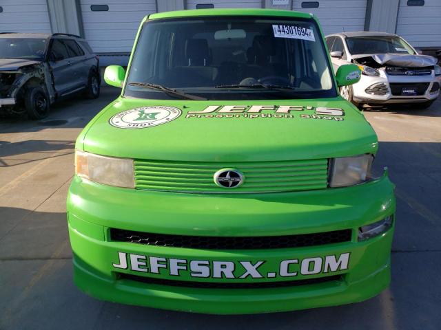 JTLKT324664062655 - 2006 TOYOTA SCION XB GREEN photo 5