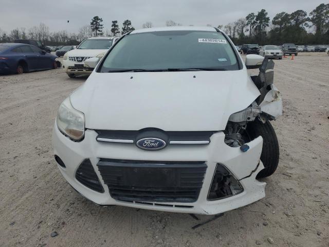 1FADP3F24DL337904 - 2013 FORD FOCUS SE WHITE photo 5