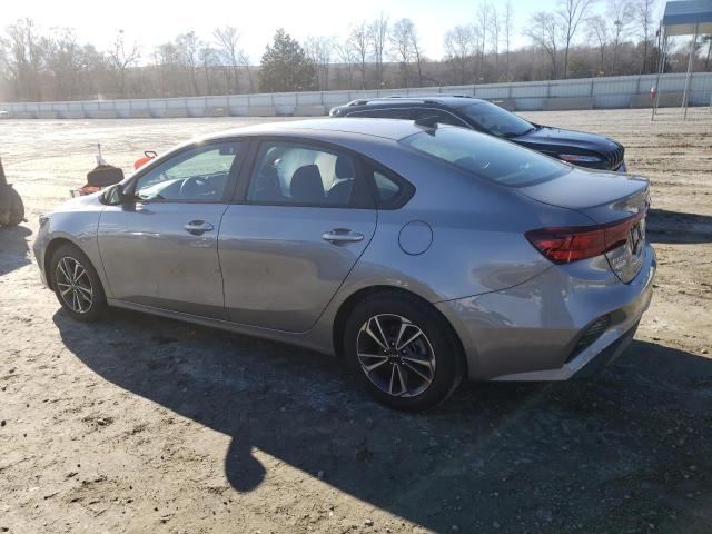 3KPF24AD6RE704382 - 2024 KIA FORTE LX GRAY photo 2