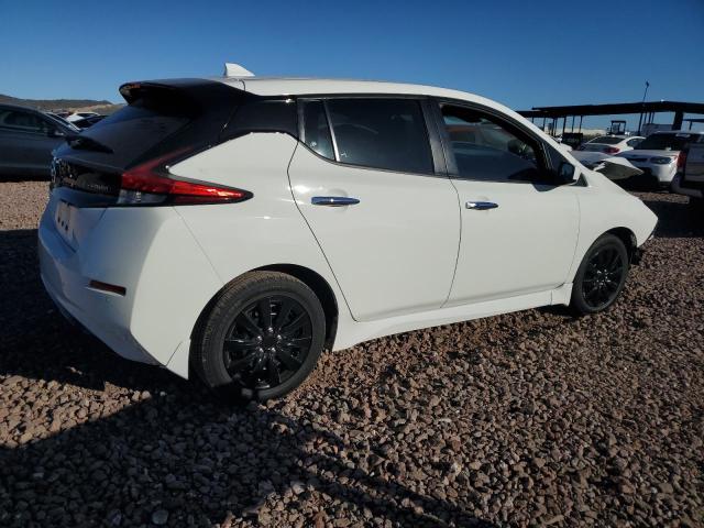 1N4AZ1BPXLC309736 - 2020 NISSAN LEAF S WHITE photo 3