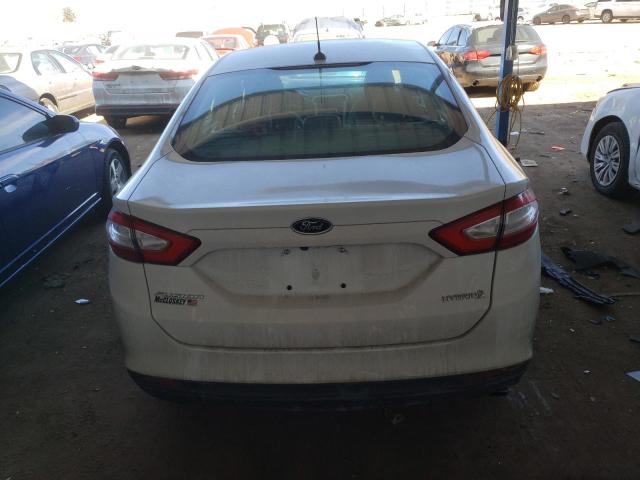 3FA6P0UU7FR194060 - 2015 FORD FUSION S HYBRID WHITE photo 6