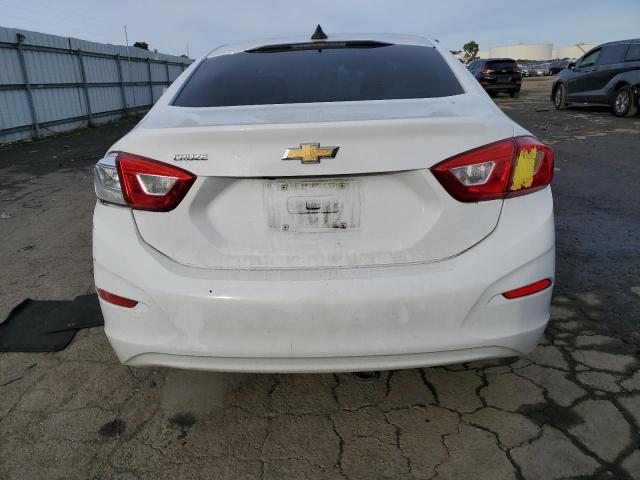 1G1BC5SM6J7248431 - 2018 CHEVROLET CRUZE LS WHITE photo 6