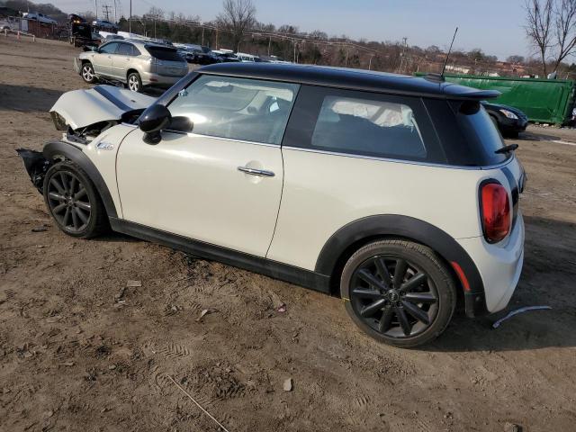 WMWXP7C58K2A53515 - 2019 MINI COOPER S WHITE photo 2