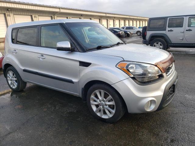 KNDJT2A6XD7543671 - 2013 KIA SOUL + SILVER photo 4