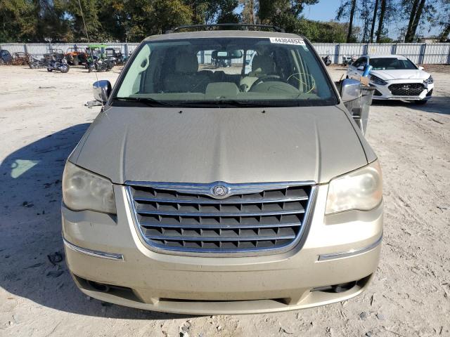 2A4RR7DX4AR428930 - 2010 CHRYSLER TOWN & COU LIMITED GOLD photo 5