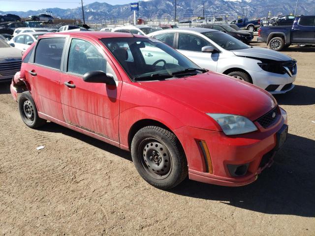 1FAHP34NX7W194751 - 2007 FORD FOCUS ZX4 RED photo 4