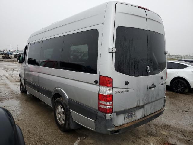 WDZPE8CC0C5690599 - 2012 MERCEDES-BENZ SPRINTER 2500 GRAY photo 2