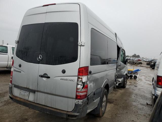 WDZPE8CC0C5690599 - 2012 MERCEDES-BENZ SPRINTER 2500 GRAY photo 3