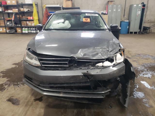 3VW2K7AJ3FM202529 - 2015 VOLKSWAGEN JETTA BASE Մոխրագույն լուսանկար 5