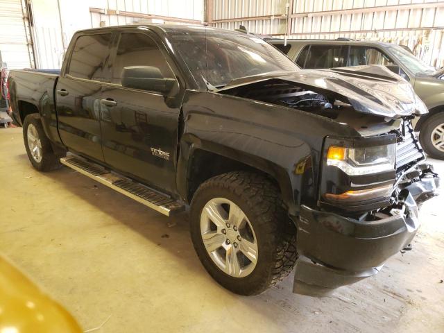 3GCUKPEC8JG431514 - 2018 CHEVROLET SILVERADO K1500 CUSTOM BLACK photo 4