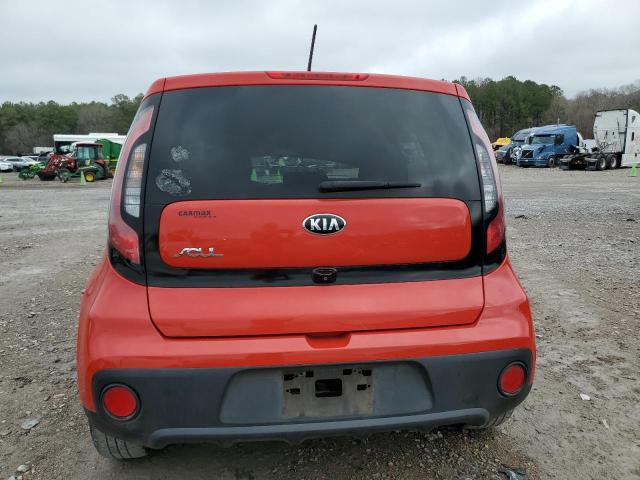 KNDJN2A26K7684225 - 2019 KIA SOUL RED photo 6