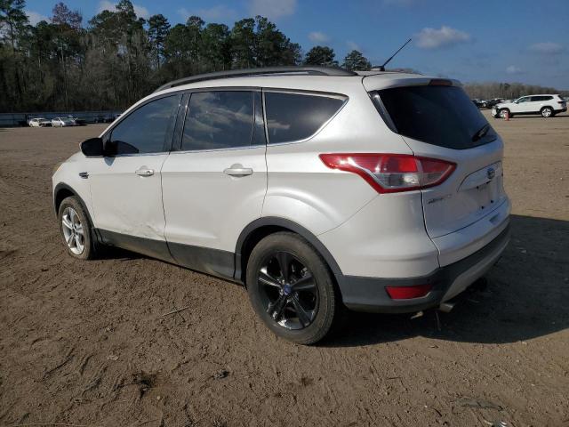 1FMCU0GX7FUC61871 - 2015 FORD ESCAPE SE WHITE photo 2