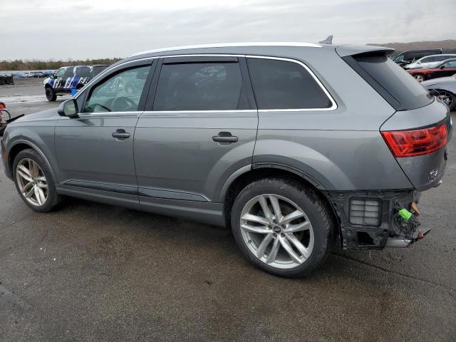 WA1VAAF77HD010990 - 2017 AUDI Q7 PRESTIGE GRAY photo 2