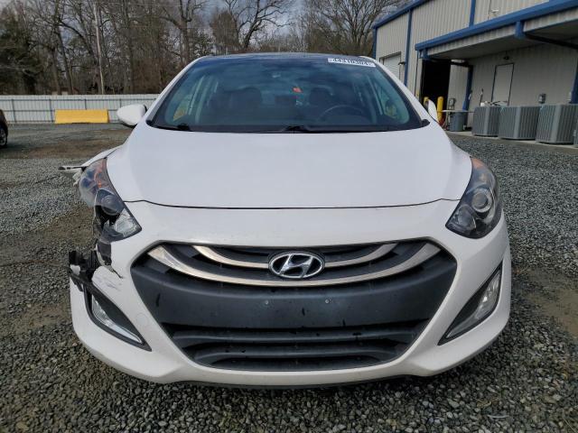 KMHD35LH8EU209313 - 2014 HYUNDAI ELANTRA GT WHITE photo 5