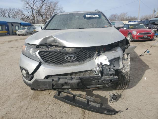 5XYKU4A28DG313494 - 2013 KIA SORENTO EX SILVER photo 5