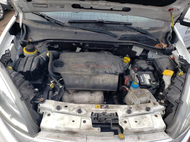 ZFBERFBTXF6A89416 - 2015 RAM PROMASTER SLT Білий фото 12