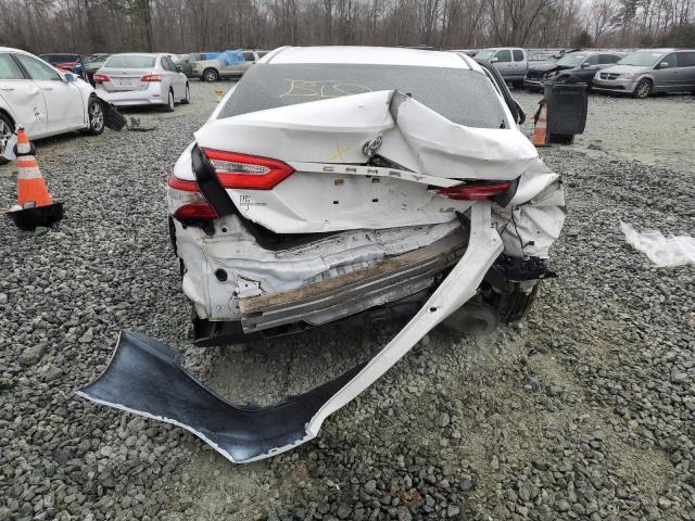 4T1B11HK0JU006372 - 2018 TOYOTA CAMRY L WHITE photo 6