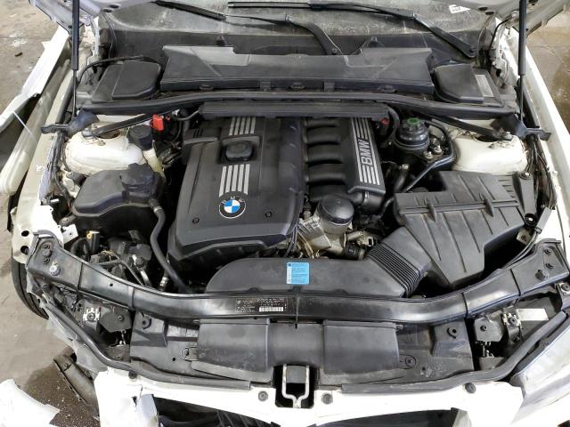 WBAPK7C53BA820740 - 2011 BMW 328 XI WHITE photo 11