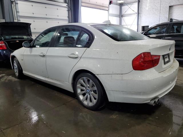 WBAPK7C53BA820740 - 2011 BMW 328 XI WHITE photo 2