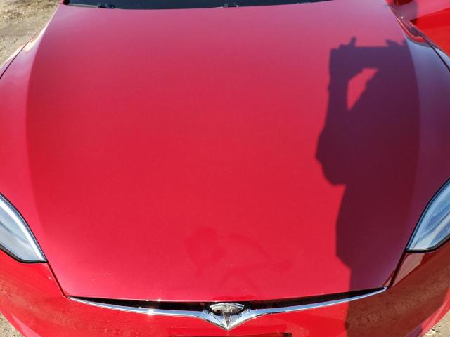 5YJSA1E49JF241758 - 2018 TESLA MODEL S RED photo 11