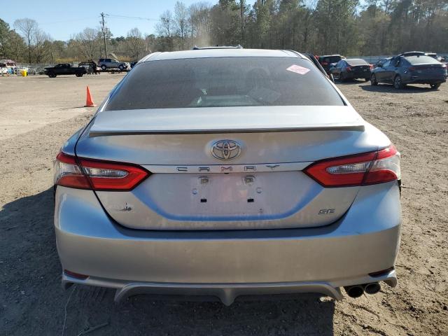 4T1B11HK5JU567425 - 2018 TOYOTA CAMRY L SILVER photo 6