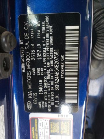 3KPA24AB5KE207581 - 2019 KIA RIO S BLUE photo 13