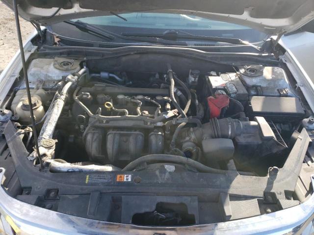 3FAHP0GA1BR293431 - 2011 FORD FUSION S SILVER photo 11