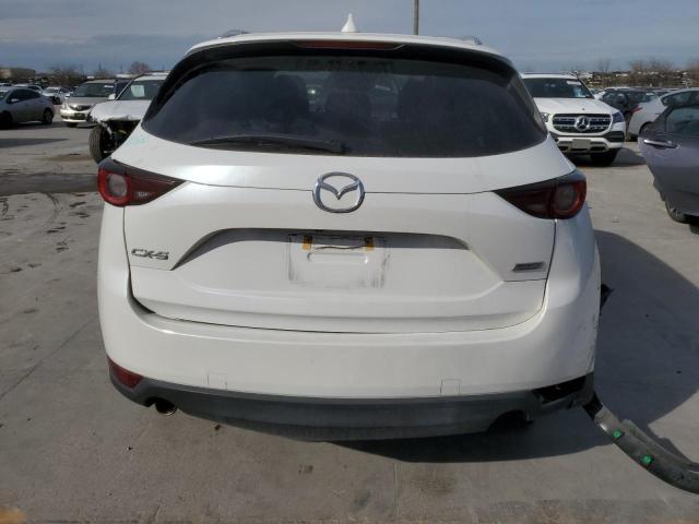 JM3KFACM8J1400175 - 2018 MAZDA CX-5 TOURING WHITE photo 6