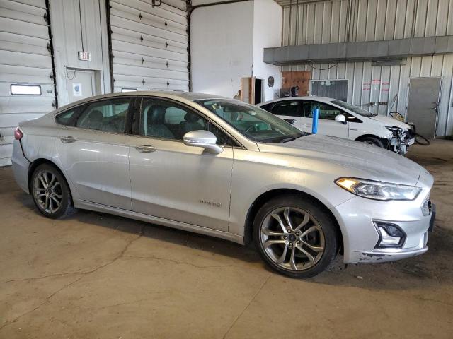 3FA6P0RU5KR259863 - 2019 FORD FUSION TITANIUM SILVER photo 4