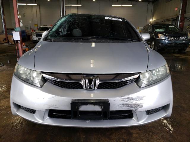 2HGFA1F56AH548888 - 2010 HONDA CIVIC LX فضي صورة 5