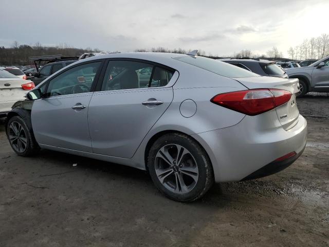 KNAFX4A82G5480666 - 2016 KIA FORTE EX SILVER photo 2