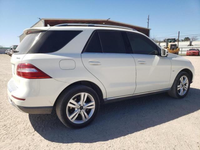 4JGDA5HB9CA002132 - 2012 MERCEDES-BENZ ML 350 4MATIC WHITE photo 3